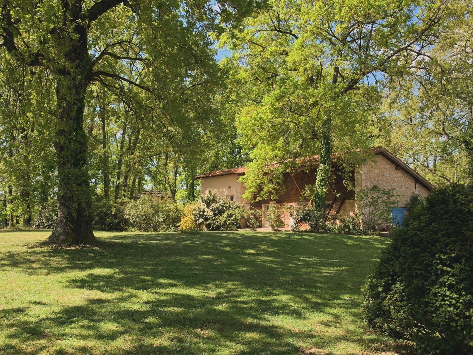 Le Buscagneau Villa Béraut Екстериор снимка
